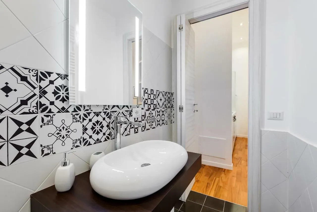 Valadier Apartment ローマ イタリア